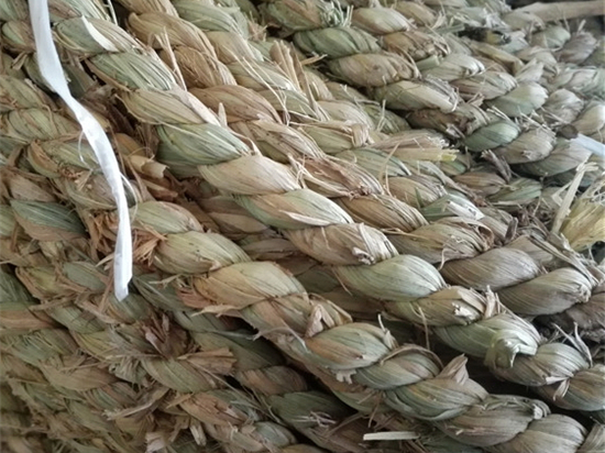 草繩在內(nèi)蒙防風(fēng)治沙中的應(yīng)用案例 草繩在內(nèi)蒙防風(fēng)治沙中的應(yīng)用案例
