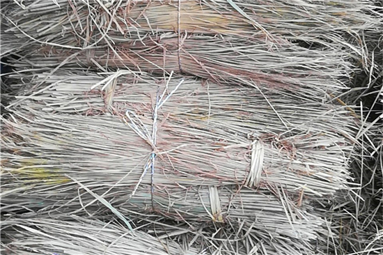 鋼廠鐵路運(yùn)輸防滑加固稻夫草支墊的施工要點(diǎn)(稻草墊厚度不得小于) 鋼廠鐵路運(yùn)輸防滑加固稻夫草支墊的施工要點(diǎn)(稻草墊厚度不得小于)
