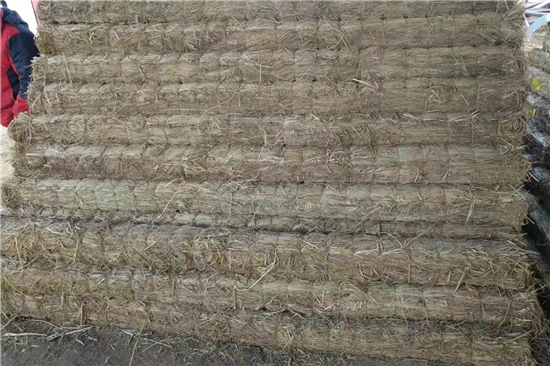 防滑草支墊在鋼廠鐵路裝載中的實(shí)踐與探討(防滑草繩捆扎方法) 防滑草支墊在鋼廠鐵路裝載中的實(shí)踐與探討(防滑草繩捆扎方法)